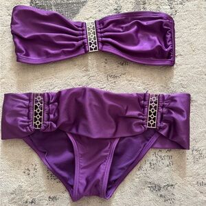 Elegant purple strapless bikini